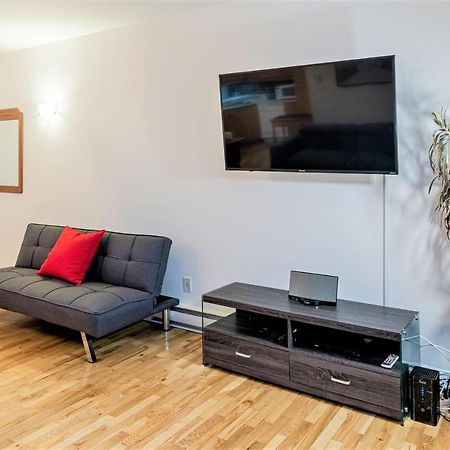 Ferienwohnung Le Theatral - En Plein Coeur De L'Action Avec Stationnement Québec Exterior foto